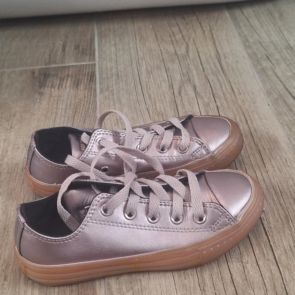 Converse stylish kids